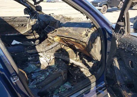 2022 BMW 330I xDrive z USA, uszkodzony, nr VIN 3MW5R7J05N8C29612